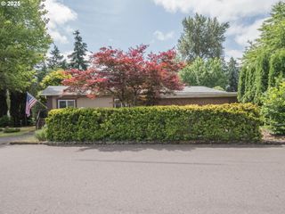 15262 Se LOUISE Ln 35, Clackamas, OR 97015