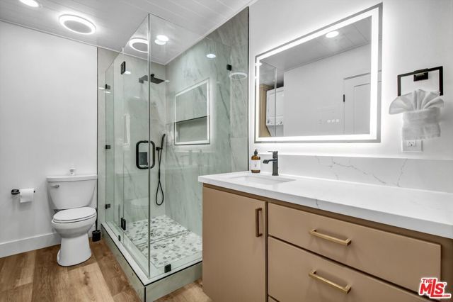 1083 Montauk Lane 2, Ventura, CA 93001