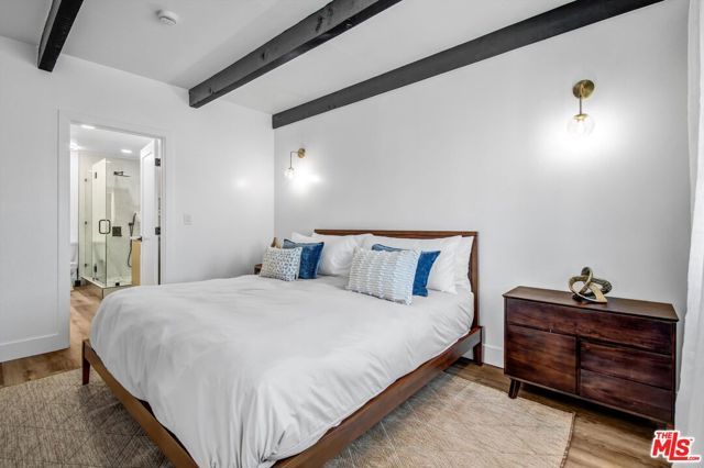 1083 Montauk Lane 2, Ventura, CA 93001