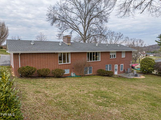 196 Northeast Crestview Drive, Abingdon, VA 24210