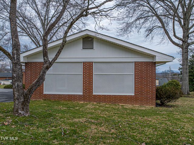 196 Northeast Crestview Drive, Abingdon, VA 24210