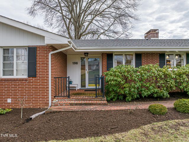 196 Northeast Crestview Drive, Abingdon, VA 24210