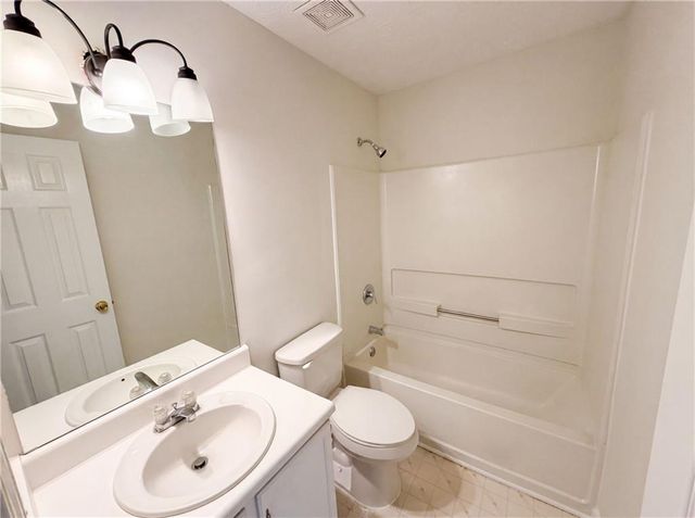 1800 Ivy Stone Court, Buford, GA 30519