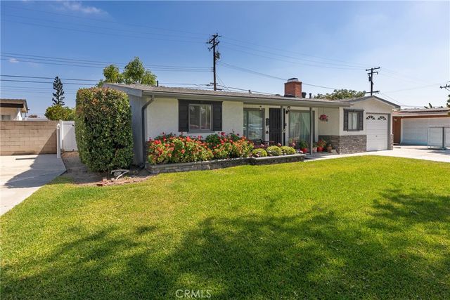 1879 Carol, Fullerton, CA 92833
