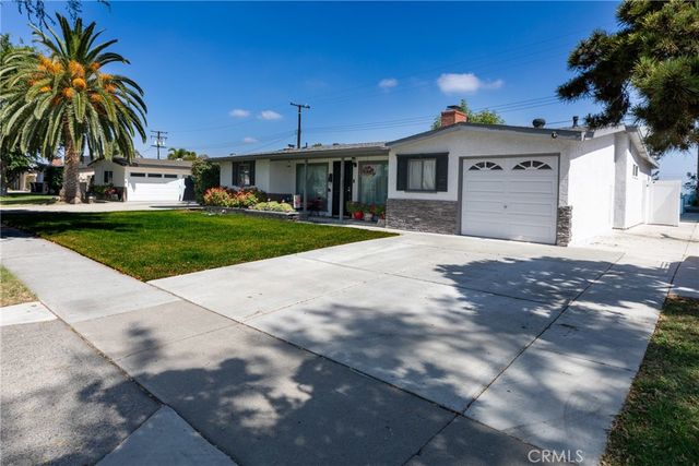 1879 Carol, Fullerton, CA 92833