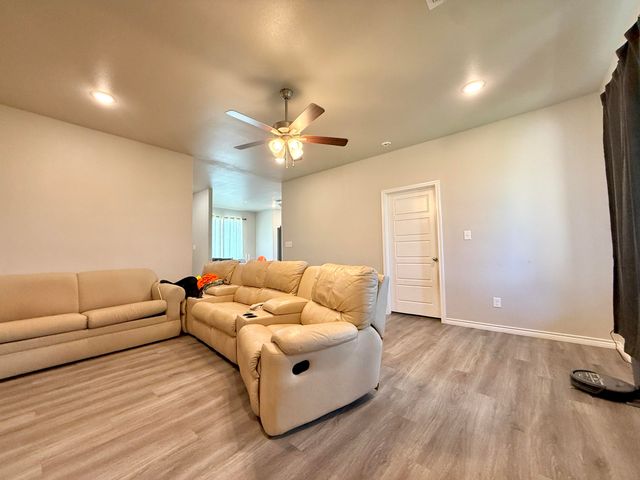 7004 10th Street, Lubbock, TX 79407