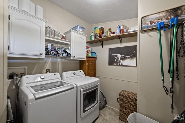 472 Eaglecrest Road, Bakersfield, CA 93308