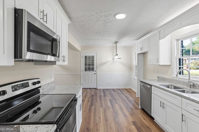 2826 Alamo Place, Snellville, GA 30078