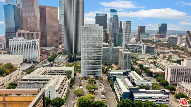 800 W 1st Street 2301, Los Angeles, CA 90012