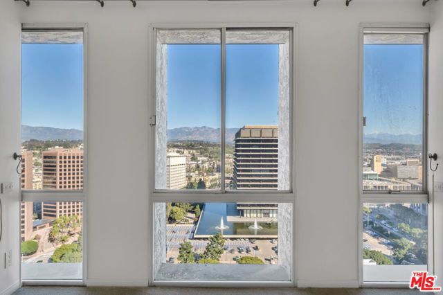 800 W 1st Street 2301, Los Angeles, CA 90012