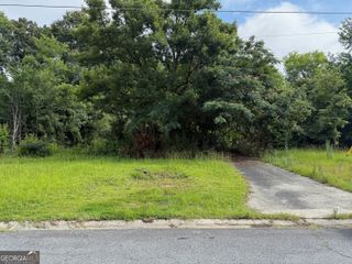 2801 Deeb Drive, Macon, GA 31206