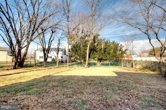 924 CROPWELL RD, Cherry Hill, NJ 08003