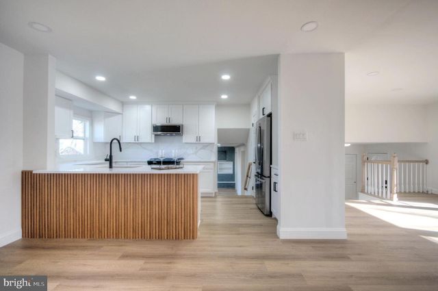 924 CROPWELL RD, Cherry Hill, NJ 08003