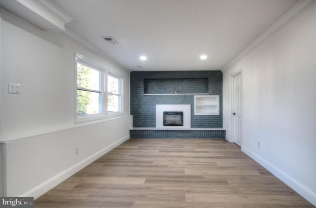 924 CROPWELL RD, Cherry Hill, NJ 08003