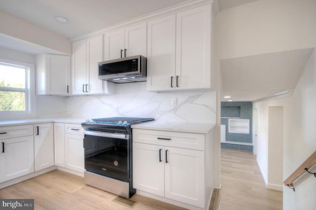 924 CROPWELL RD, Cherry Hill, NJ 08003