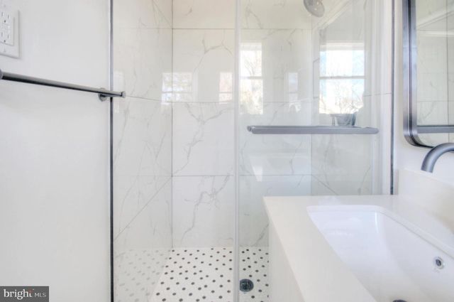 924 CROPWELL RD, Cherry Hill, NJ 08003