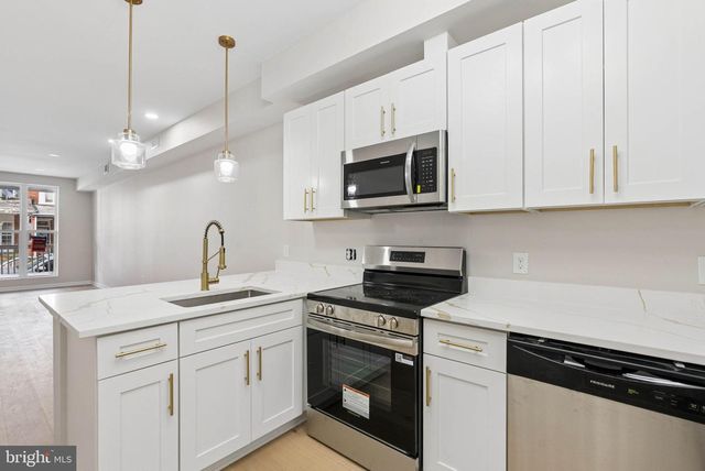 1549 CARSWELL ST, Baltimore, MD 21218