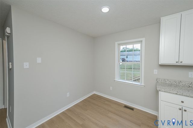 105 N Quince Ave, Highland Springs, VA 23075
