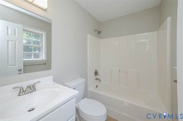 105 N Quince Ave, Highland Springs, VA 23075