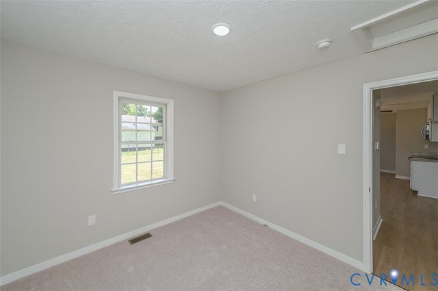 105 N Quince Ave, Highland Springs, VA 23075