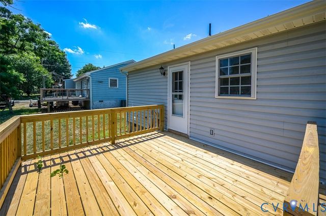 105 N Quince Ave, Highland Springs, VA 23075