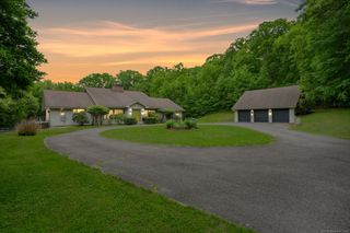 220 Church Hill Road, Woodbury, CT 06798