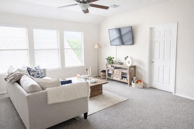 15712 Ringdove Court, Fort Worth, TX 76262