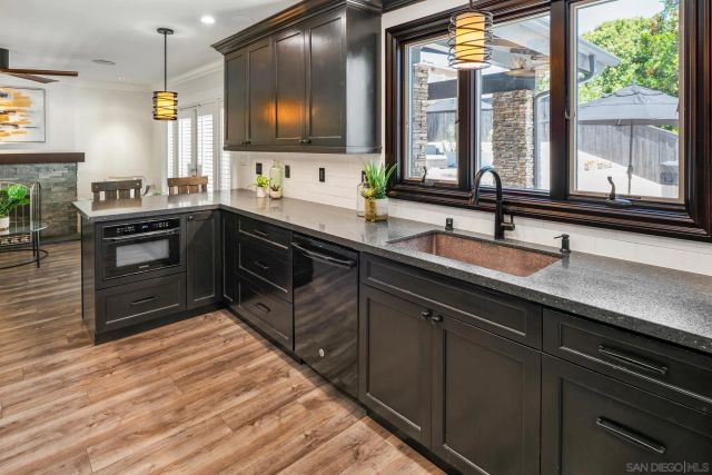 7071 Bobhird, San Diego, CA 92119