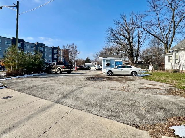 62 S Mapleton Street, Columbus, IN 47201