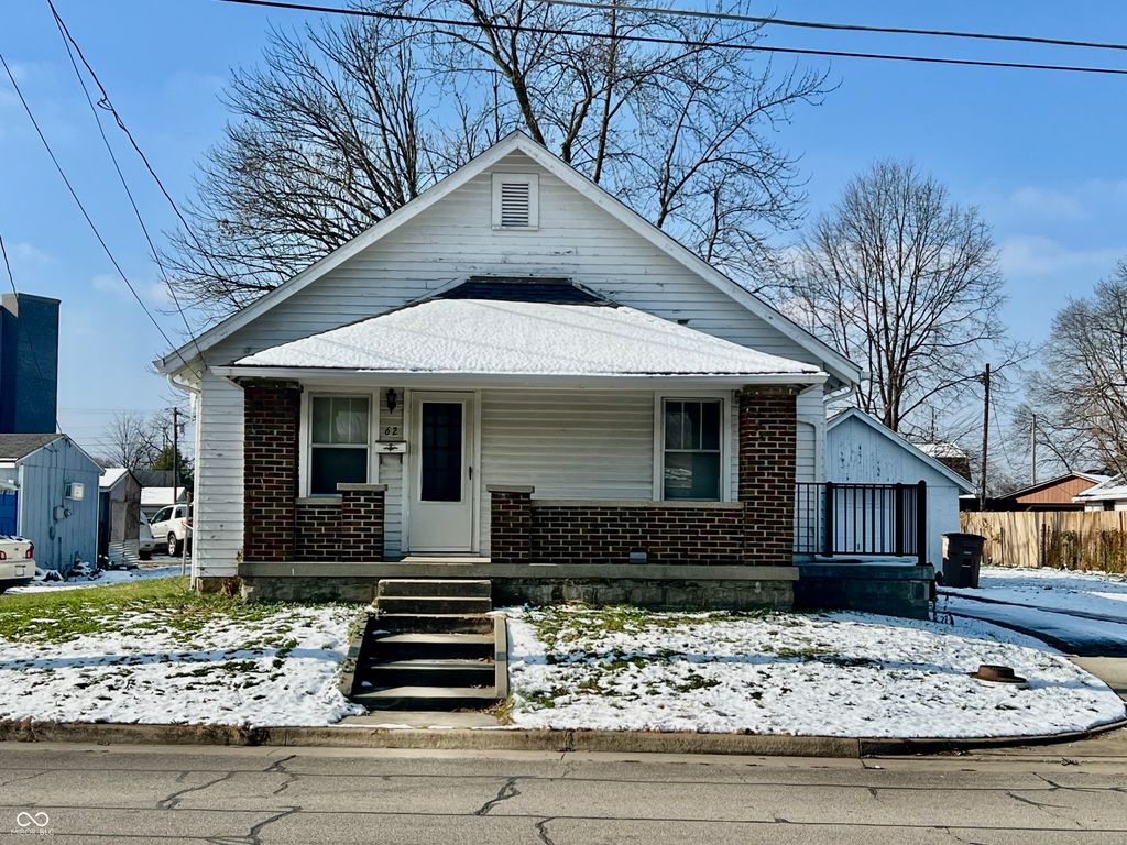 62 S Mapleton Street, Columbus, IN 47201