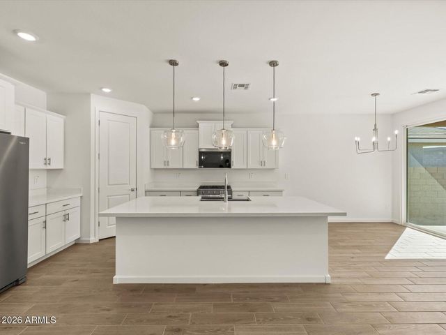 32924 N CLARET Court, San Tan Valley, AZ 85143