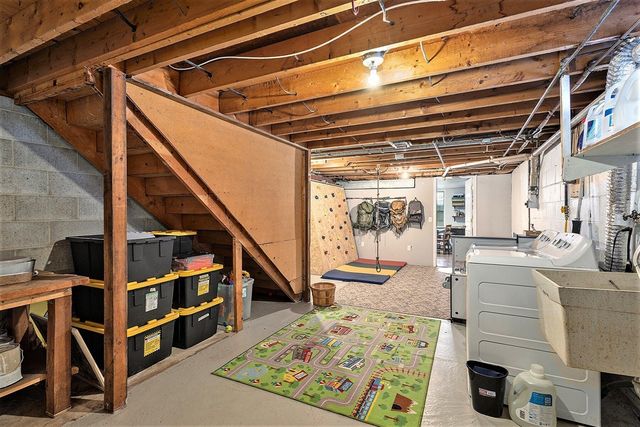 12799 144th Avenue, Grand Haven, MI 49417