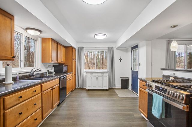 723 Arbor Court, South Haven, MI 49090