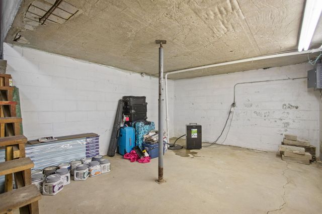 723 Arbor Court, South Haven, MI 49090