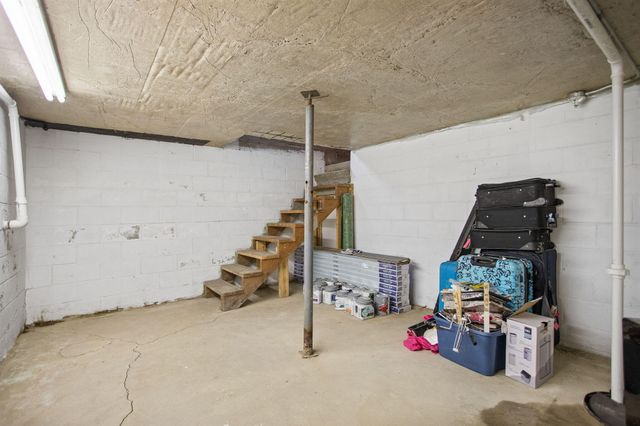 723 Arbor Court, South Haven, MI 49090