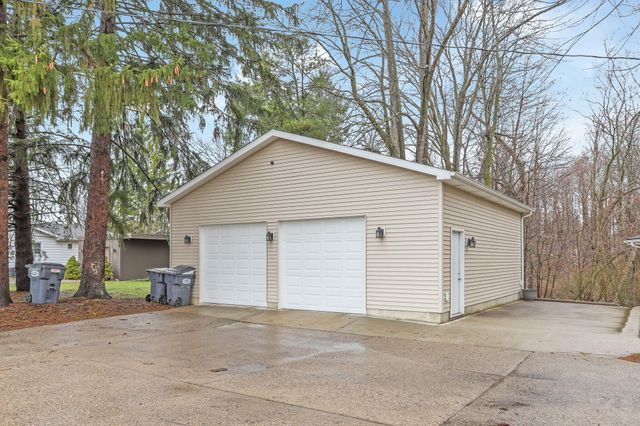 723 Arbor Court, South Haven, MI 49090
