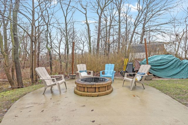 723 Arbor Court, South Haven, MI 49090