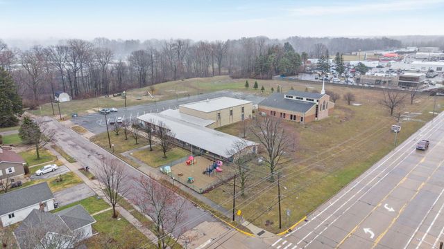 723 Arbor Court, South Haven, MI 49090