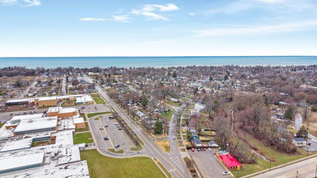 723 Arbor Court, South Haven, MI 49090