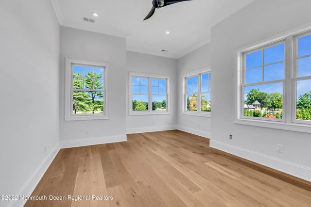 116 Eagle Way, Eatontown, NJ 07724