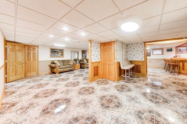 1120 Redwood Drive, Algonquin, IL 60102