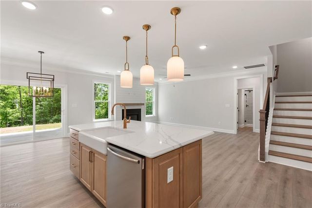 429 Bingham And Parks Road, Advance, NC 27006
