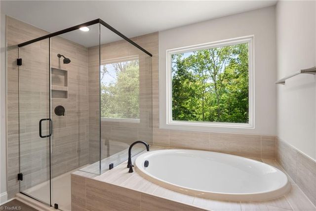 429 Bingham And Parks Road, Advance, NC 27006