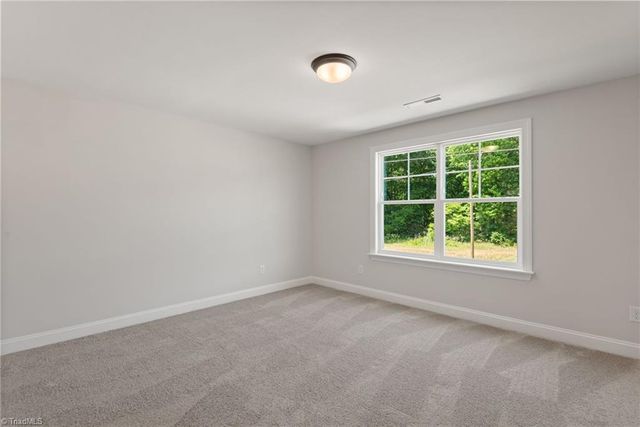 429 Bingham And Parks Road, Advance, NC 27006