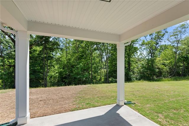 429 Bingham And Parks Road, Advance, NC 27006