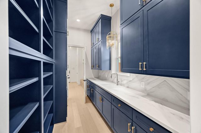 6502 Corbin Street, Houston, TX 77055