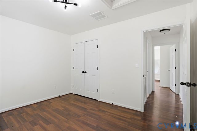 194 Summers Landing Ln, Louisa, VA 23093