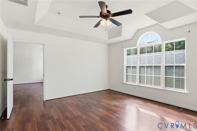 194 Summers Landing Ln, Louisa, VA 23093