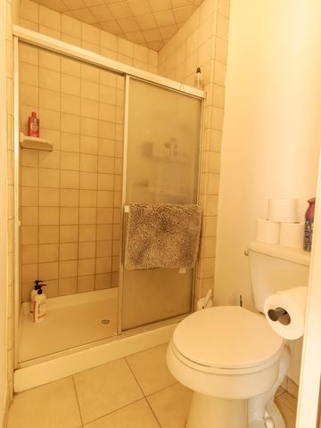 1625 S Lydia Drive, Tulare, CA 93274