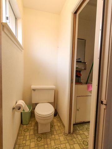 1625 S Lydia Drive, Tulare, CA 93274